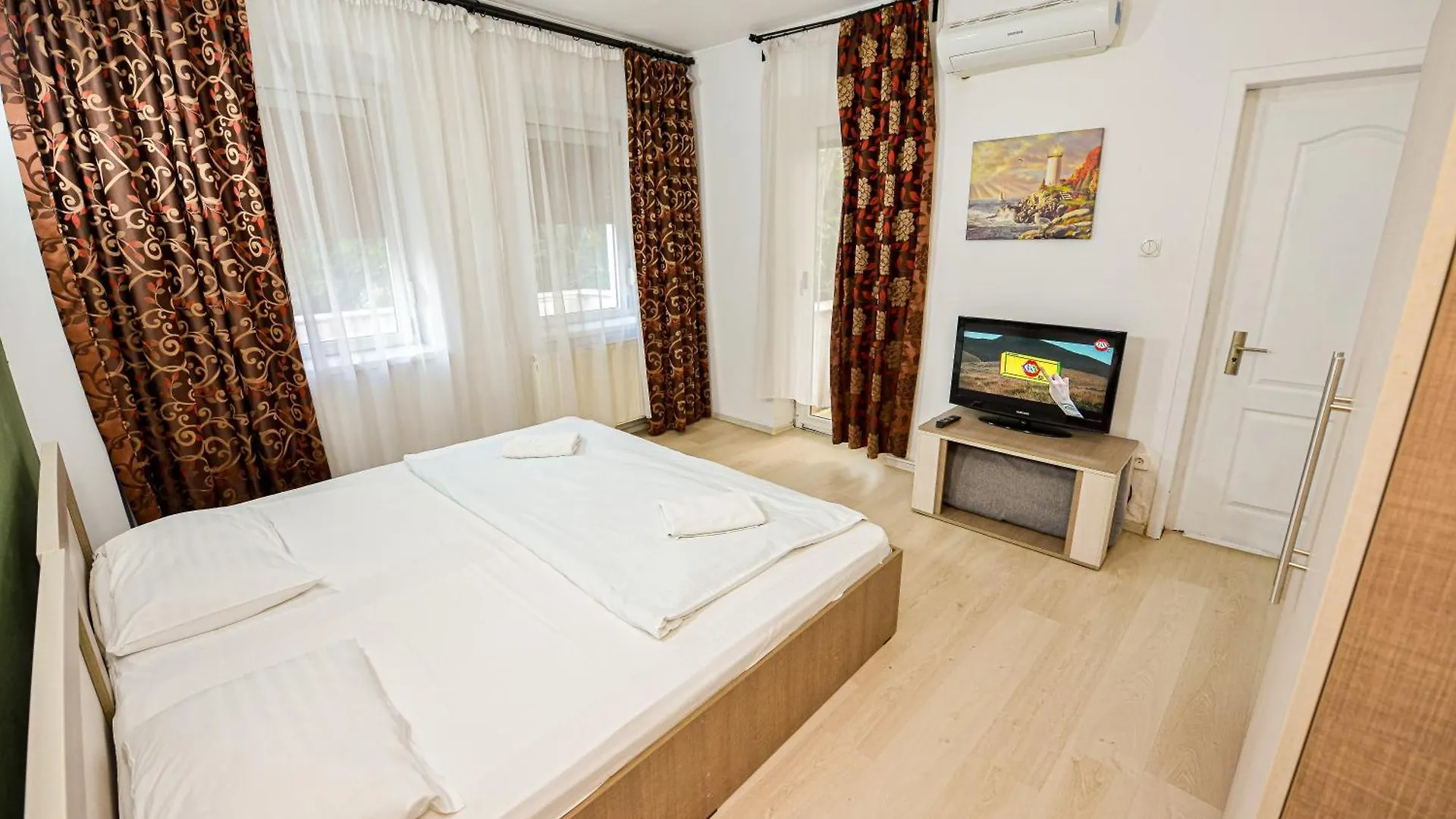 Ideal Accommodation Old Centre 布加勒斯特 0*,  罗马尼亚