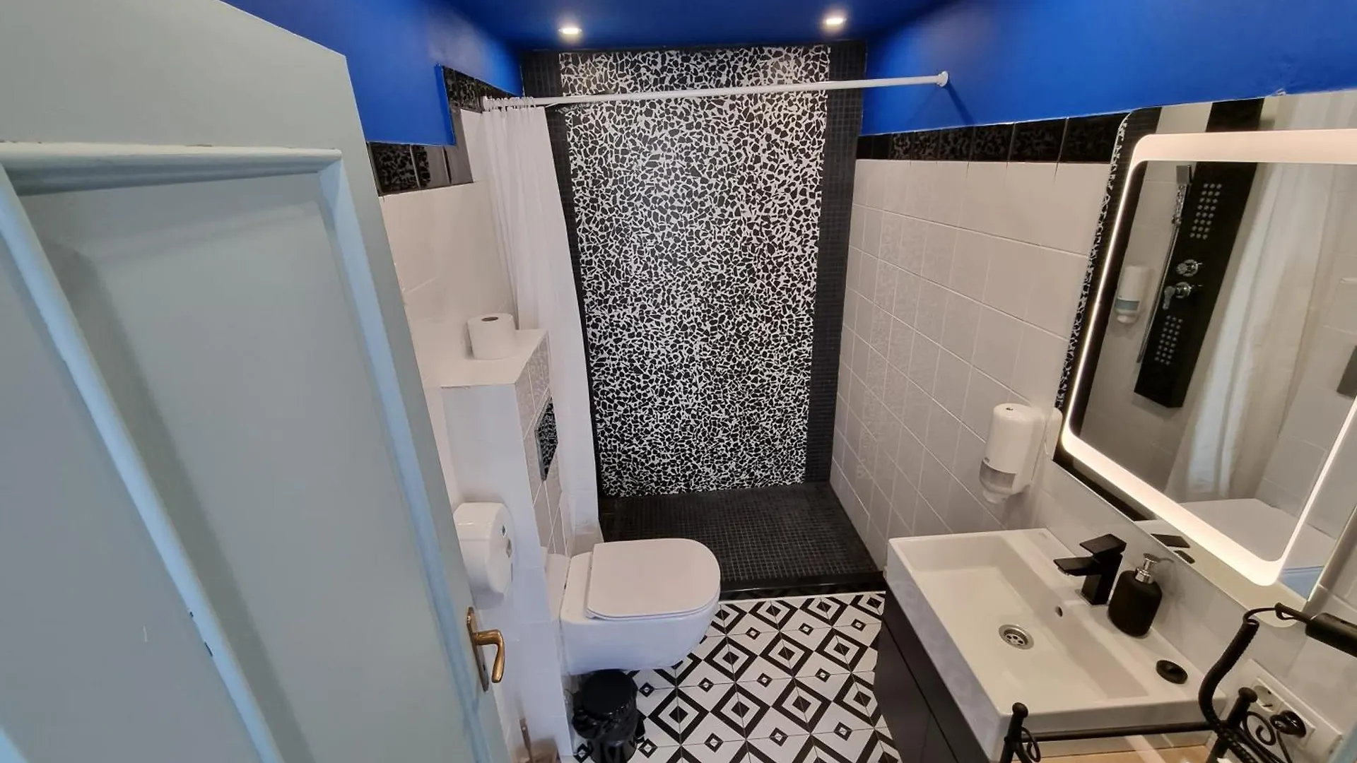Ideal Accommodation Old Centre 布加勒斯特 0*,  罗马尼亚