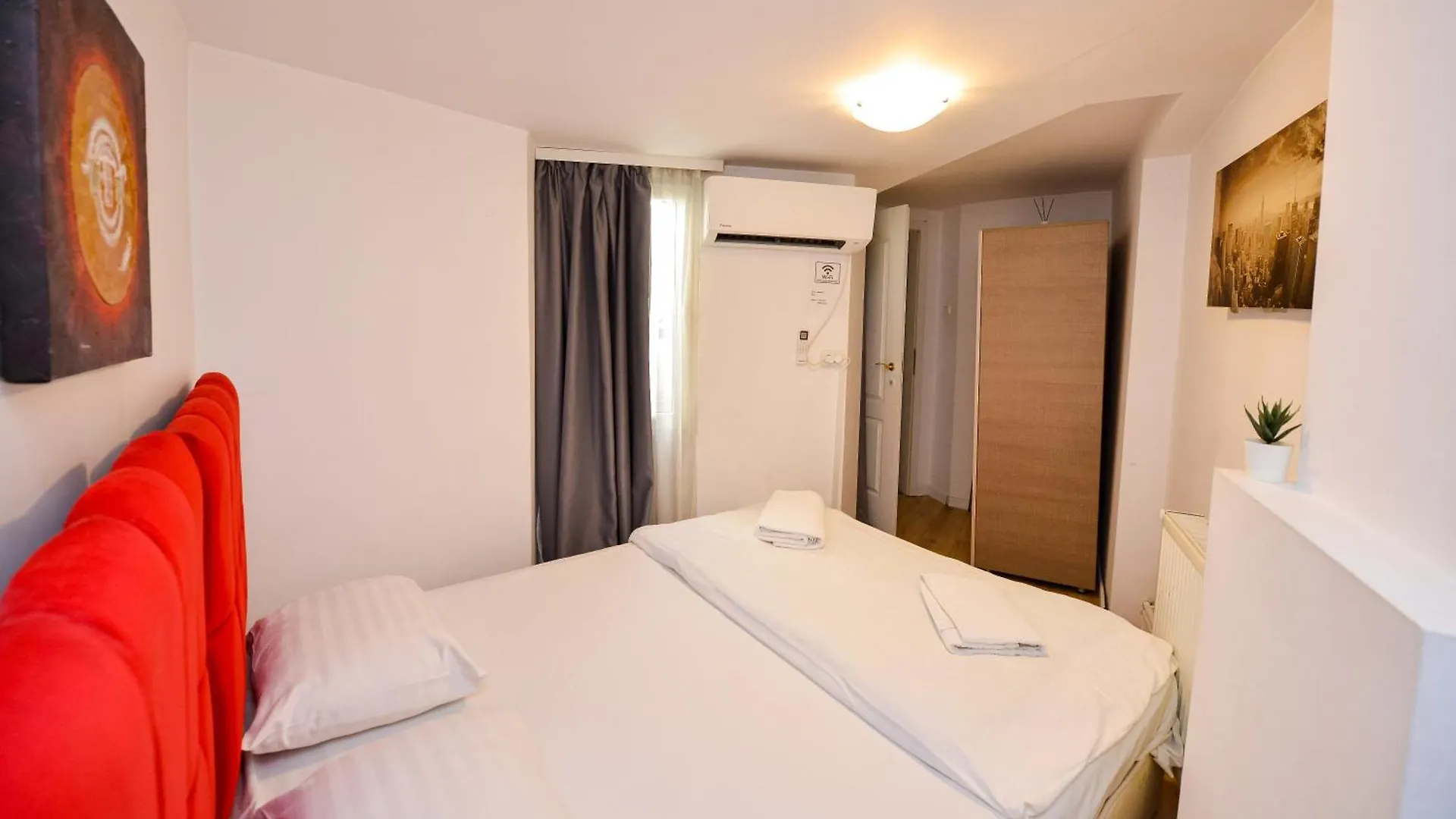 Apartment Ideal Accommodation Old Centre Bucharest